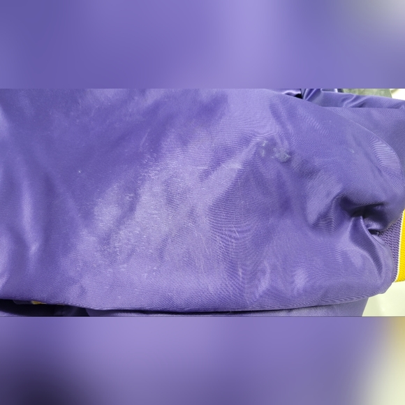 GUC Vintage 90's Minnesota Vikings Jacket - Picture 15 of 15